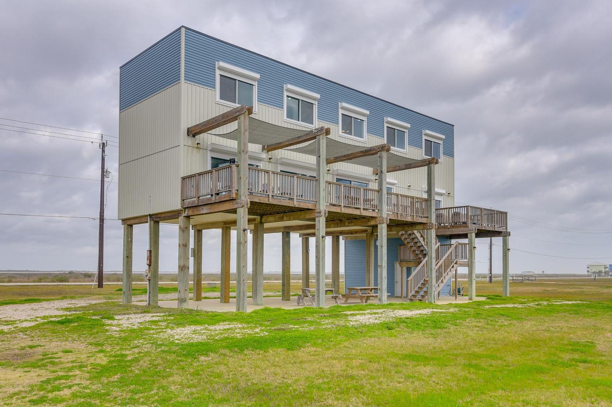 Ocean-View Surfside Home With Boardwalk To Beach! Surfside Beach Εξωτερικό φωτογραφία