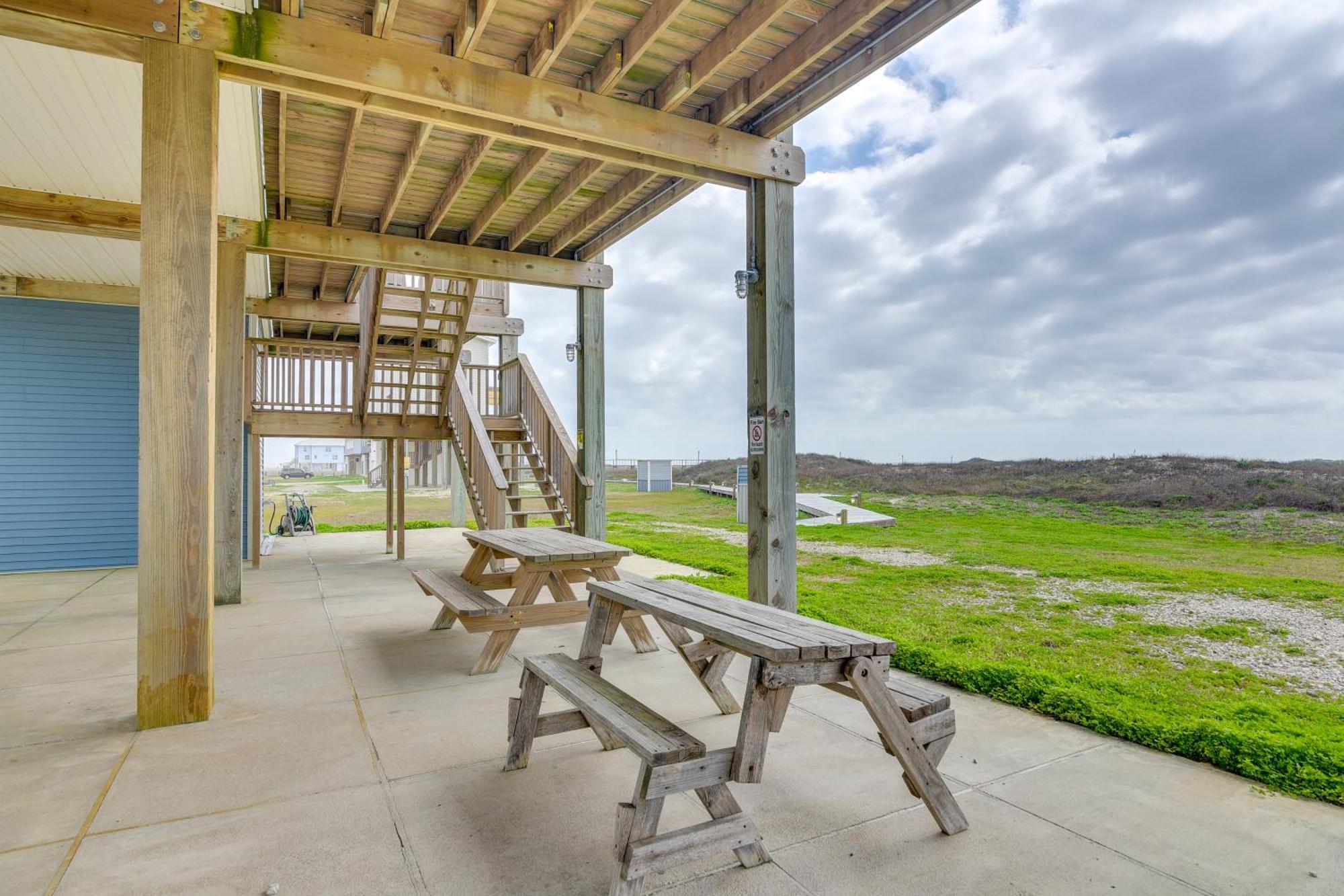 Ocean-View Surfside Home With Boardwalk To Beach! Surfside Beach Εξωτερικό φωτογραφία
