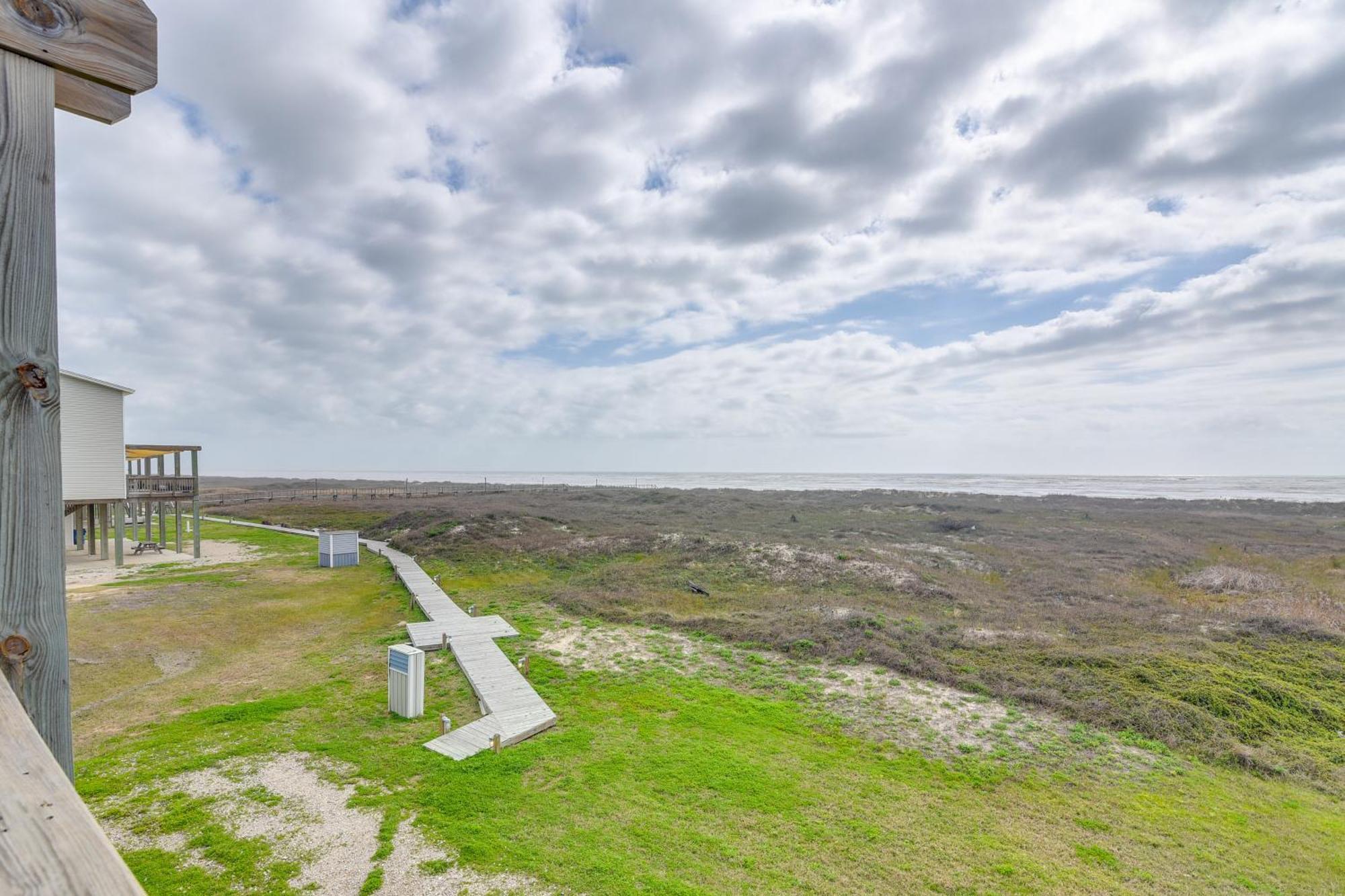 Ocean-View Surfside Home With Boardwalk To Beach! Surfside Beach Εξωτερικό φωτογραφία