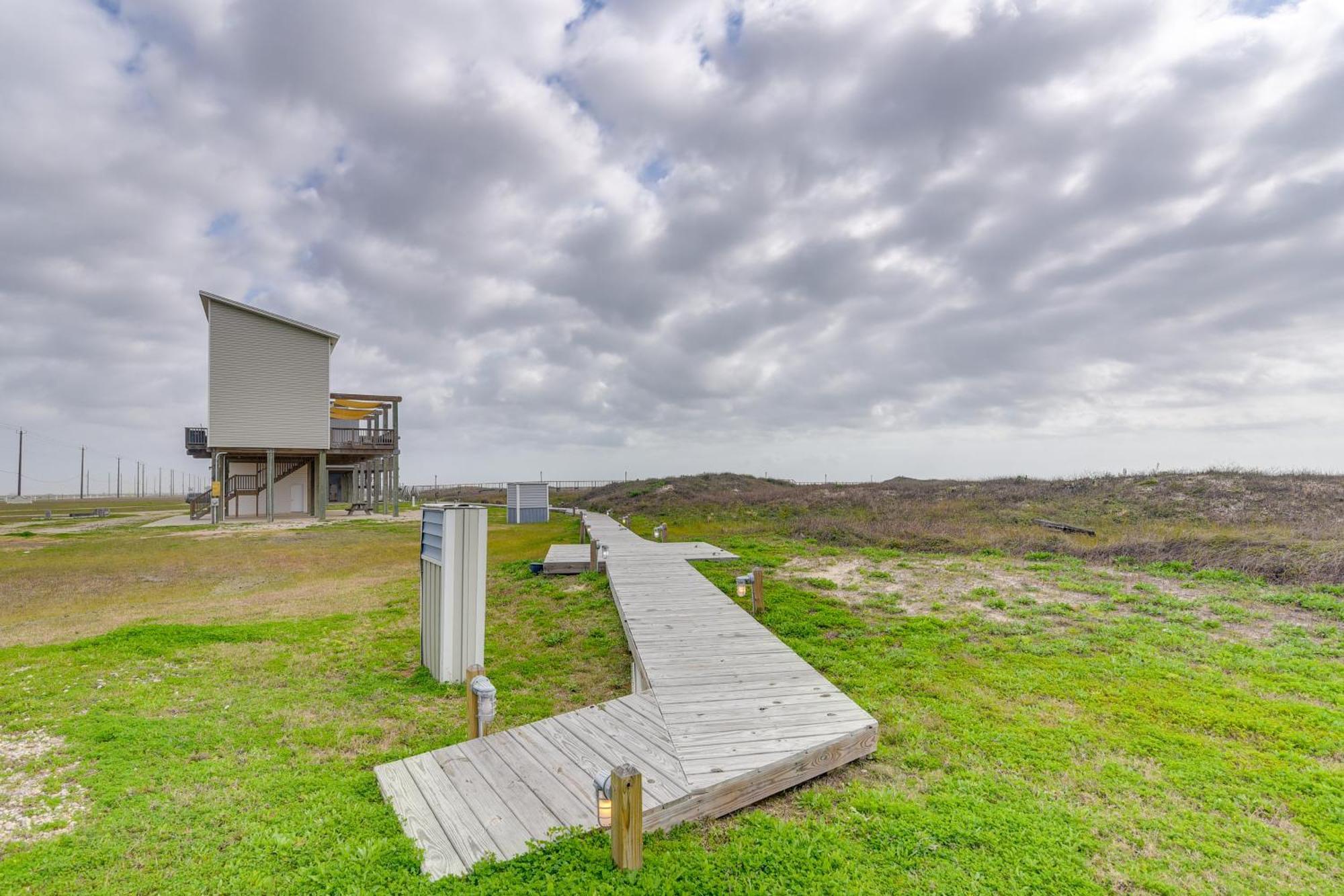 Ocean-View Surfside Home With Boardwalk To Beach! Surfside Beach Εξωτερικό φωτογραφία
